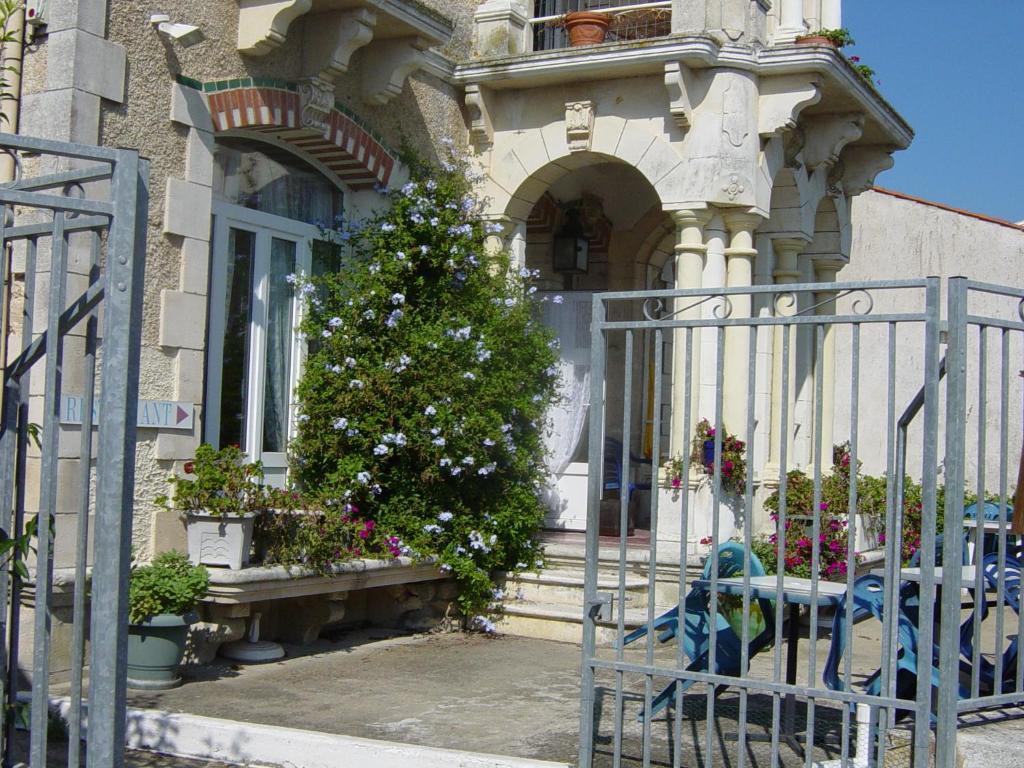 Chambres d'Hôtes L'Insulaire Saint-Denis-d'Oleron Exterior foto